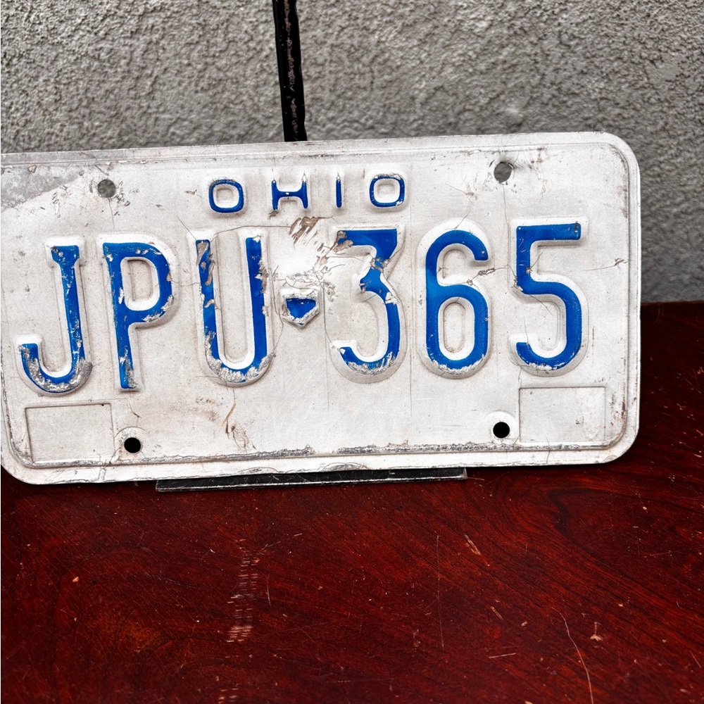 Ohio License Plate JPU 365 - White with Blue Letters beat up